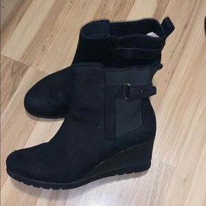 Black Ugg Wedge Boots Waterproof Size 8.5